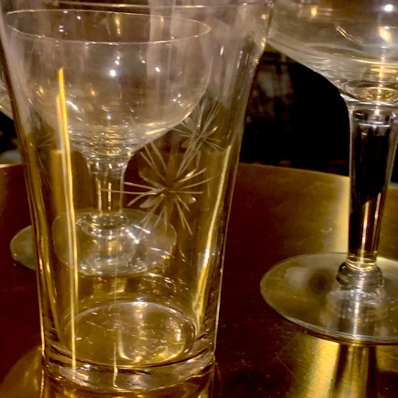 Fostoria sunburst juice, small coupe, large coupe glasses - Picture 8 of 9